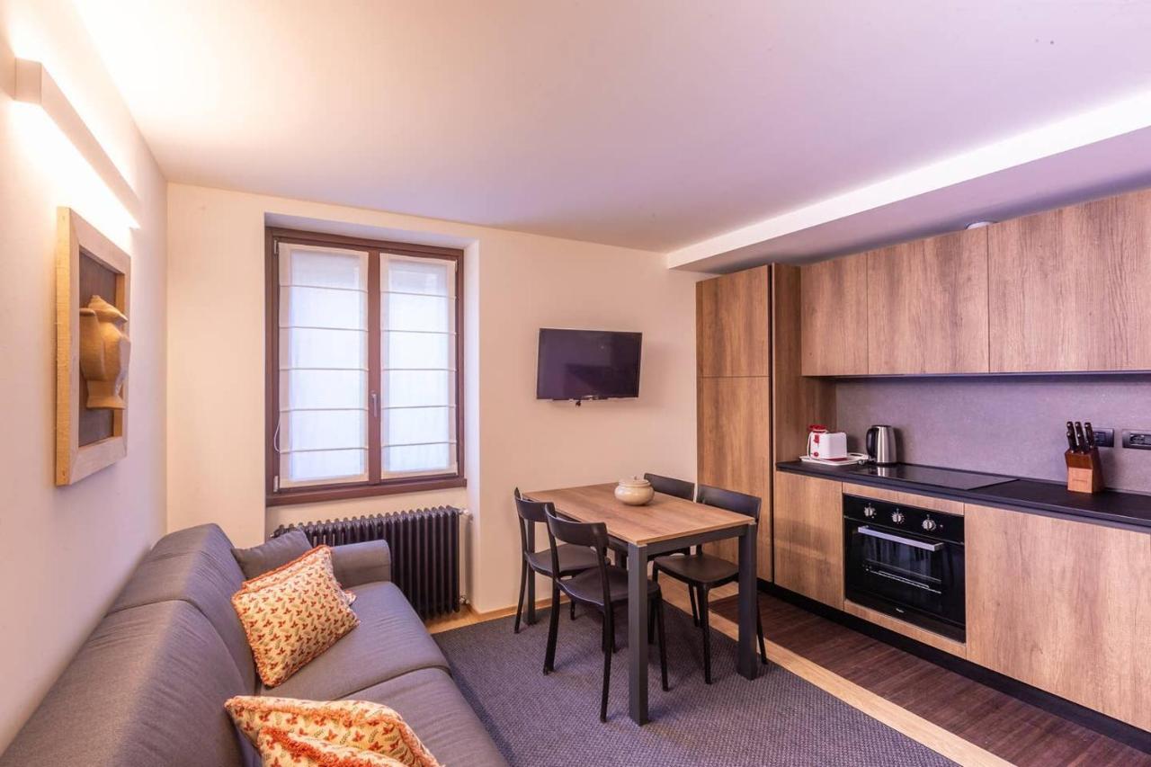 Joivy Warm Flat For 4, With Parking In Courmayeur Apartment Exterior photo